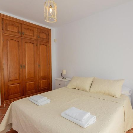 Villa Andalucia: Cerca De Todo, Intimidad Y Espacio 네르하 외부 사진