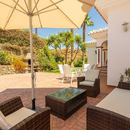 Villa Andalucia: Cerca De Todo, Intimidad Y Espacio 네르하 외부 사진
