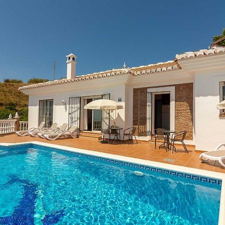 Villa Andalucia: Cerca De Todo, Intimidad Y Espacio 네르하 외부 사진