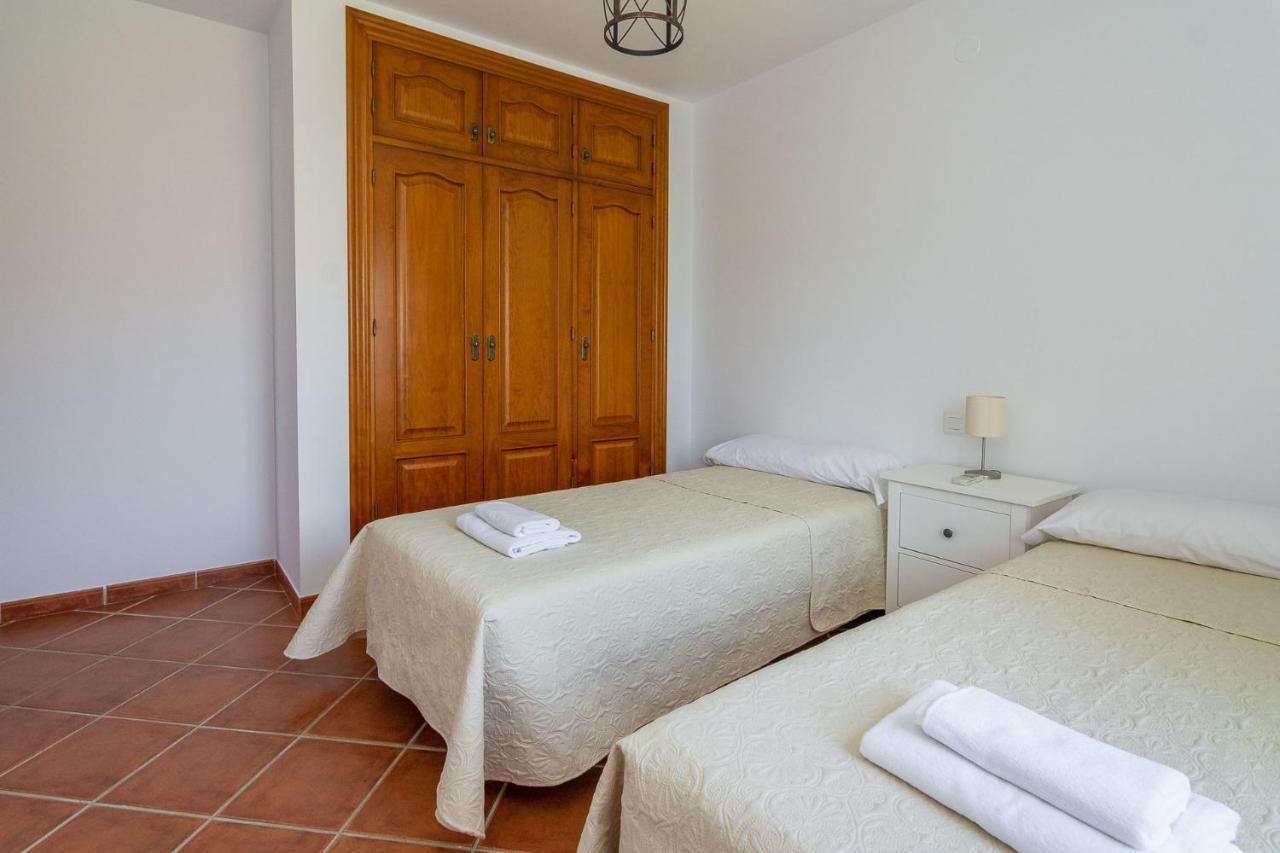 Villa Andalucia: Cerca De Todo, Intimidad Y Espacio 네르하 외부 사진