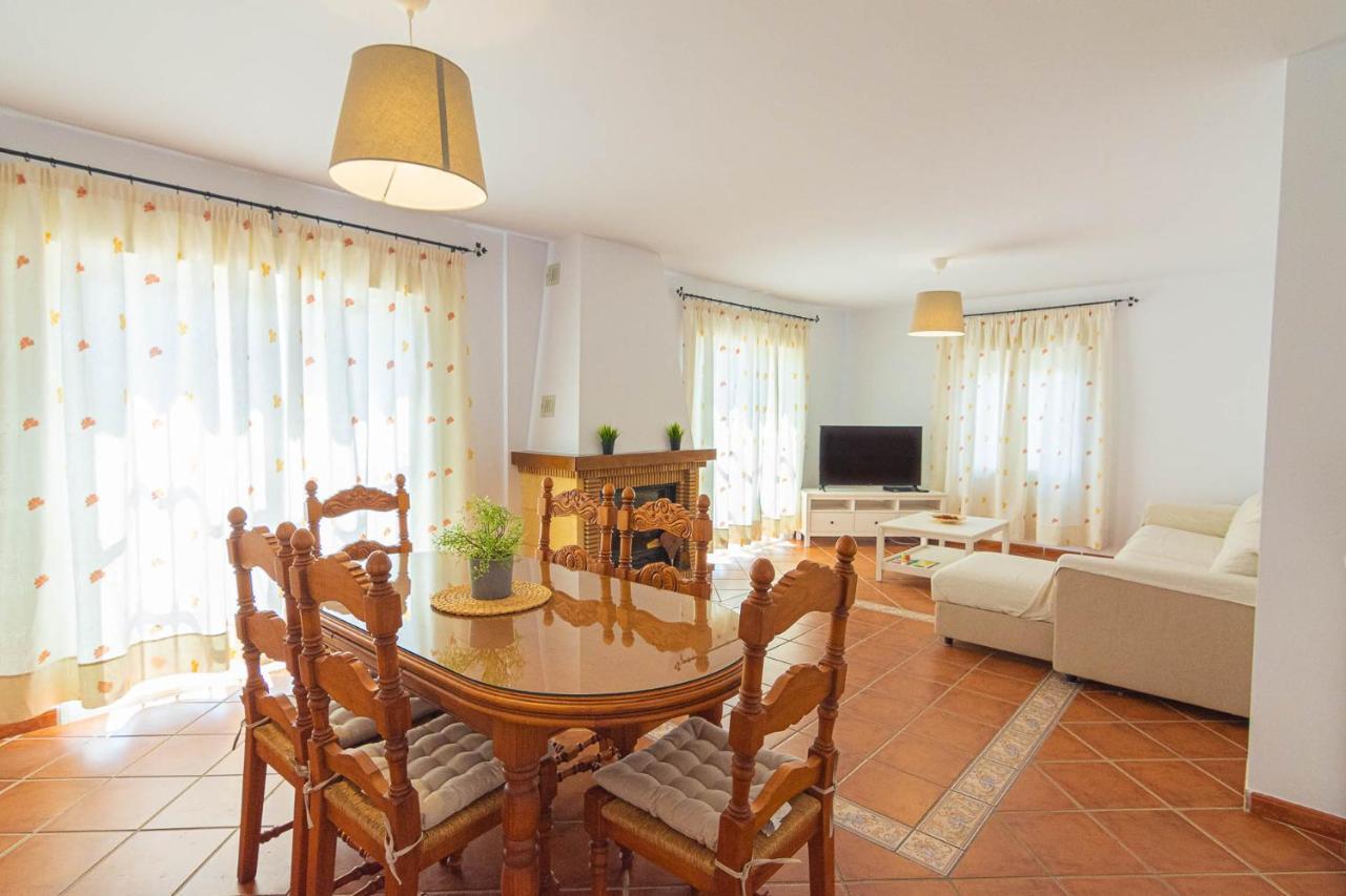 Villa Andalucia: Cerca De Todo, Intimidad Y Espacio 네르하 외부 사진