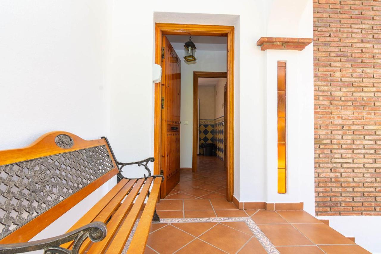 Villa Andalucia: Cerca De Todo, Intimidad Y Espacio 네르하 외부 사진