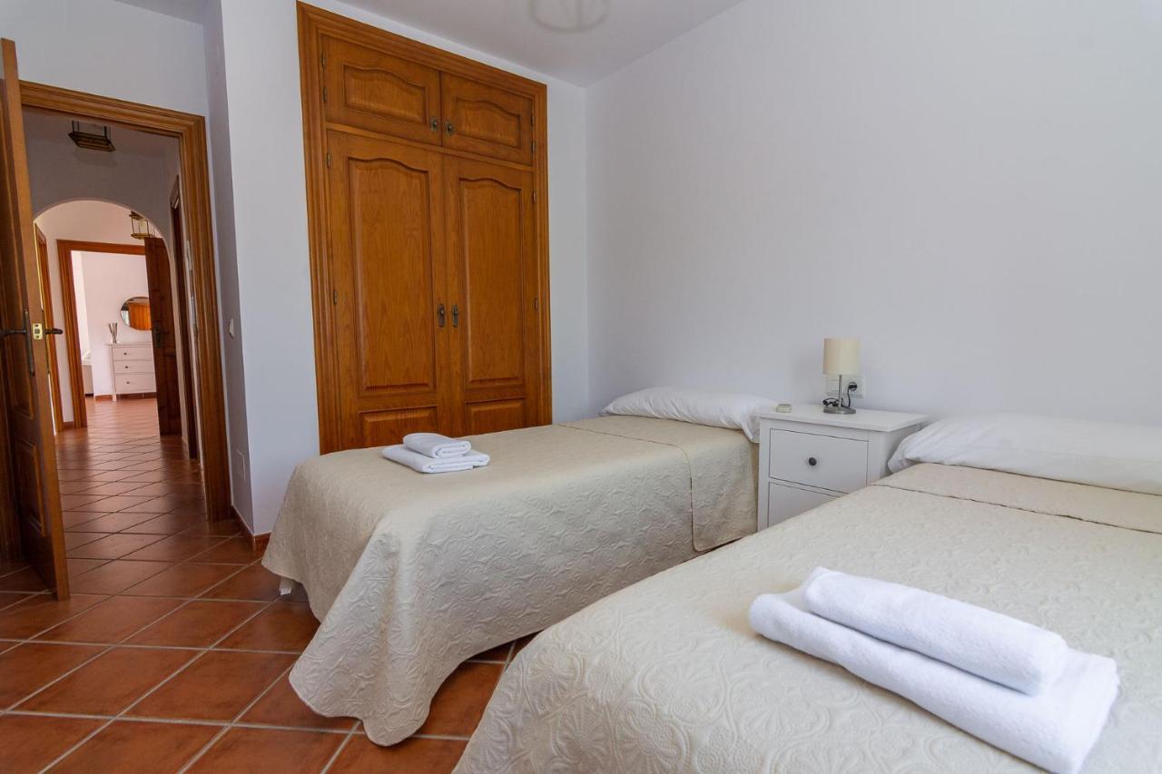 Villa Andalucia: Cerca De Todo, Intimidad Y Espacio 네르하 외부 사진