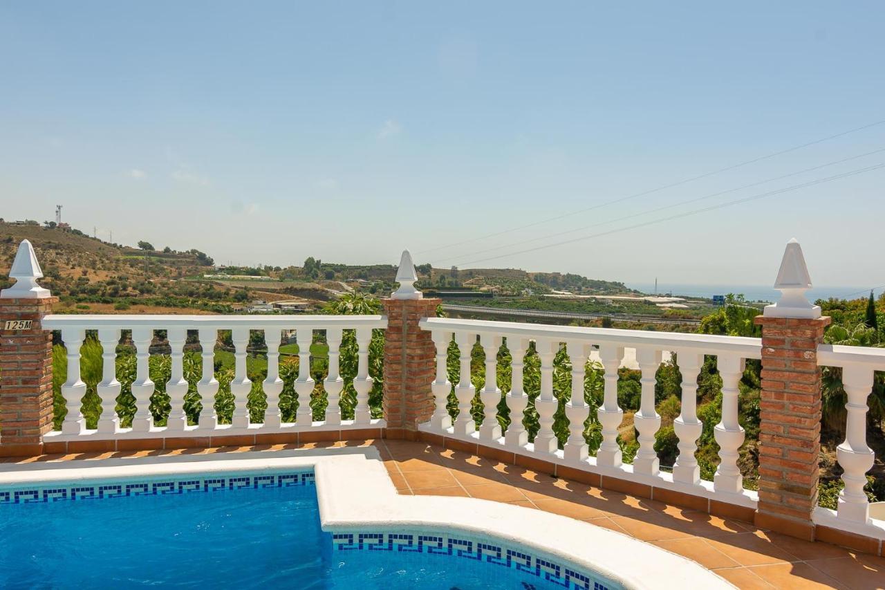 Villa Andalucia: Cerca De Todo, Intimidad Y Espacio 네르하 외부 사진